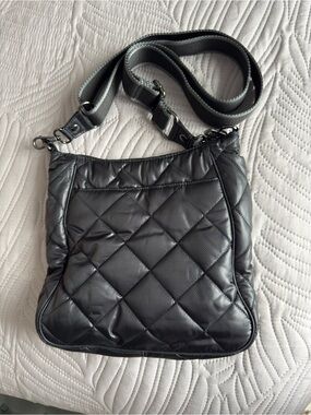 Oliver Thomas Quilted Shoulder Crossbody Bag - Black